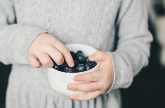 15 Quick and Healthy Snack Ideas For Kids