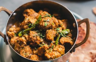 Soya Chunks Curry – Playful Cooking