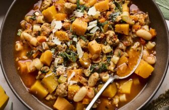 One Pot Fall Minestrone Soup