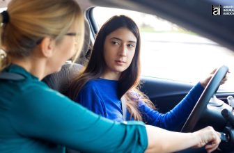 Auto Insurance Tips for Families with Teen Drivers in New Haven