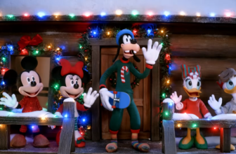 Mickey & Minnie Holiday Songs Go Stop Motion