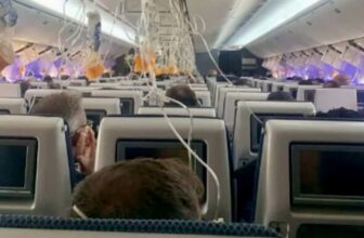 British Airways 777 returns after emergency descent