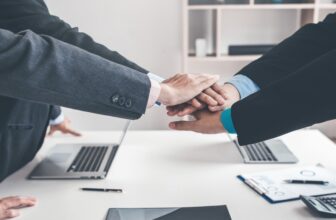 Specialized vs Generalist Outsourcing Providers: Which is Better?