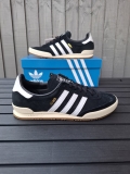Adidas Originals Jeans Black White Gum Trainers Men’s Size 9 (UK) RRP £90