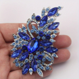 Women Rhinestone Flower Brooch Ladies Clothing Accessories Pins Jewelry