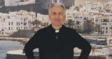 Spanish priest helps over 1,200 people find a spouse using WhatsApp