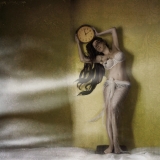 Balancing Wrinkles in Time