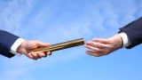 6 Telltale Signs Of Founder Dependence You Need To Know About