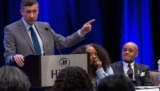 Democrats split over whether to ‘abolish’ or ‘reform’ ICE at DNC meeting