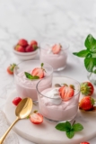 Strawberry cottage cheese mousse – Diet Doctor