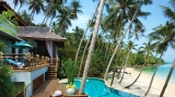Best Beaches, Areas & Hotels (2025)