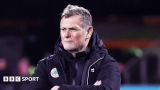 Irish Premiership: Magilton to remain in Cliftonville hot-seat