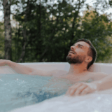 How Heatwaves Affect Your Skin: Conditions, Risks, and What You Can Do