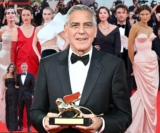 Galerie foto. Festivalul de la Venetia s-a deschis cu Leul de Aur Onorific pentru George Clooney si filmul lui Danny Boyle despre Rupert Murdoch.