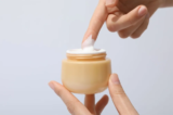 Keep Your Skin Calm and Healthy