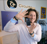 Robots-Blog | CircuitMess Launches MAKERphone 2.0 on Kickstarter — a Real 4G Phone You Build Yourself and Code with AI