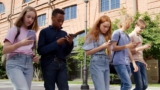 Study links early smartphone use to depression, obesity in kids under 12