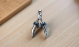 How to Use Small Dog Nail Clippers with Safety Guard – The Dogington Post